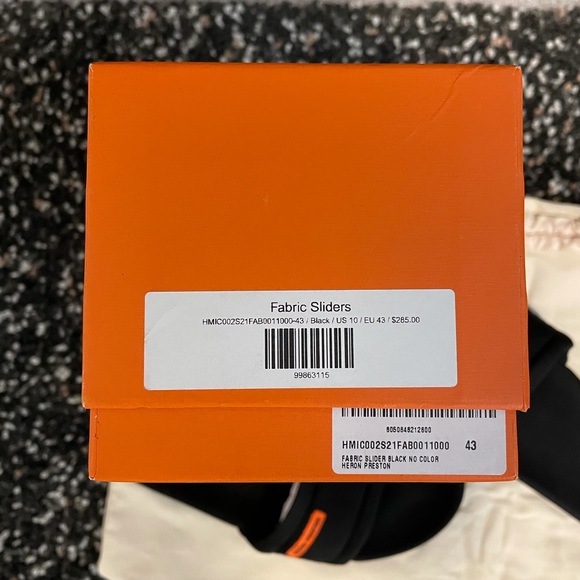 Heron Preston Fabric Logo Slides- EU 43/ True US 10. Retail $300 - Picture 8 of 10
